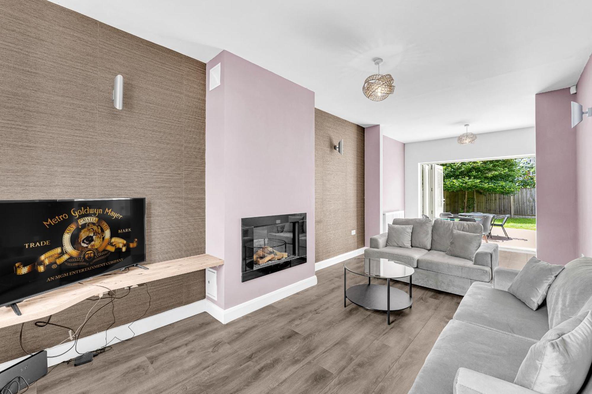 Brook Meadow House, 4 Bed House, Manchester Astley  Eksteriør billede