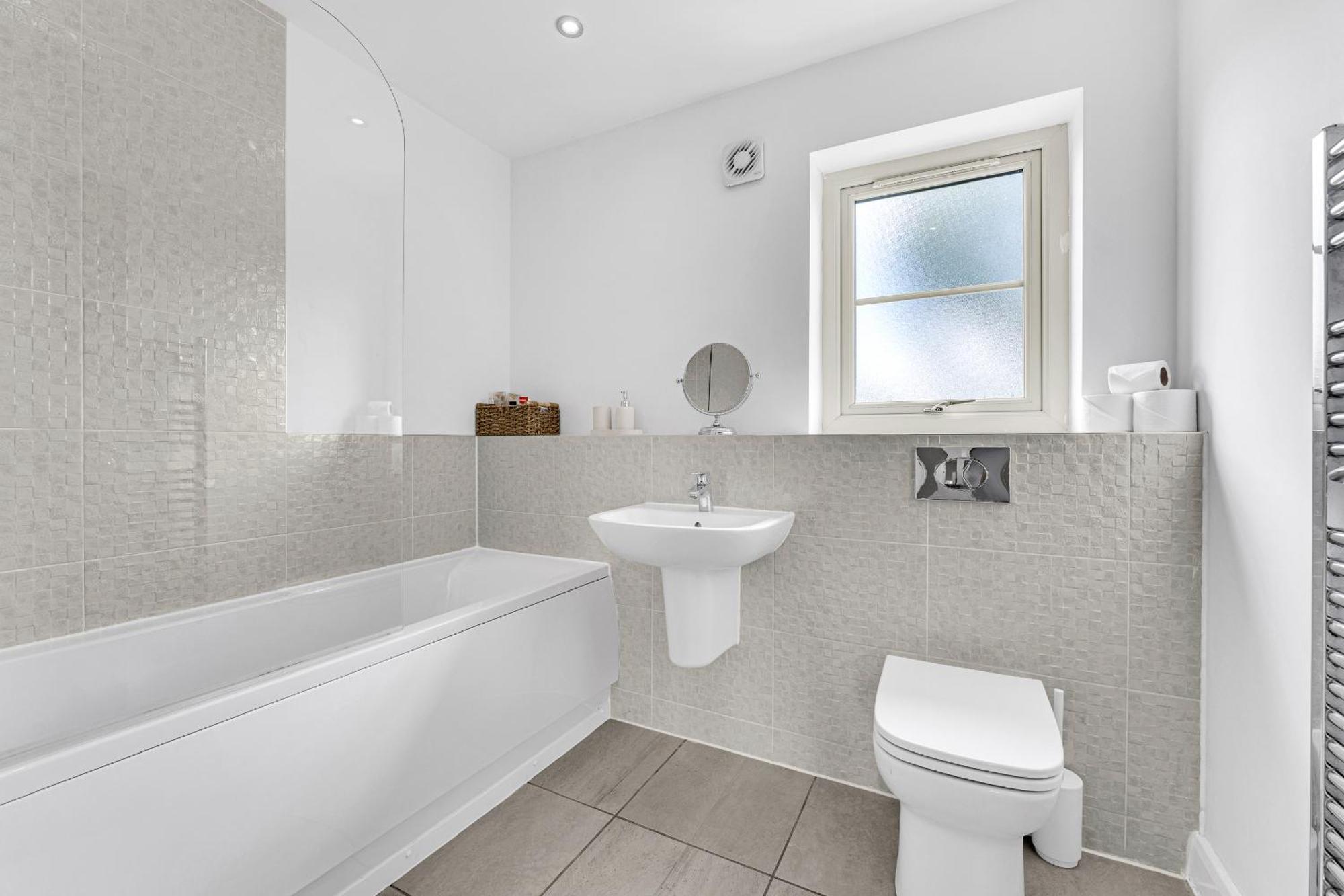 Brook Meadow House, 4 Bed House, Manchester Astley  Eksteriør billede