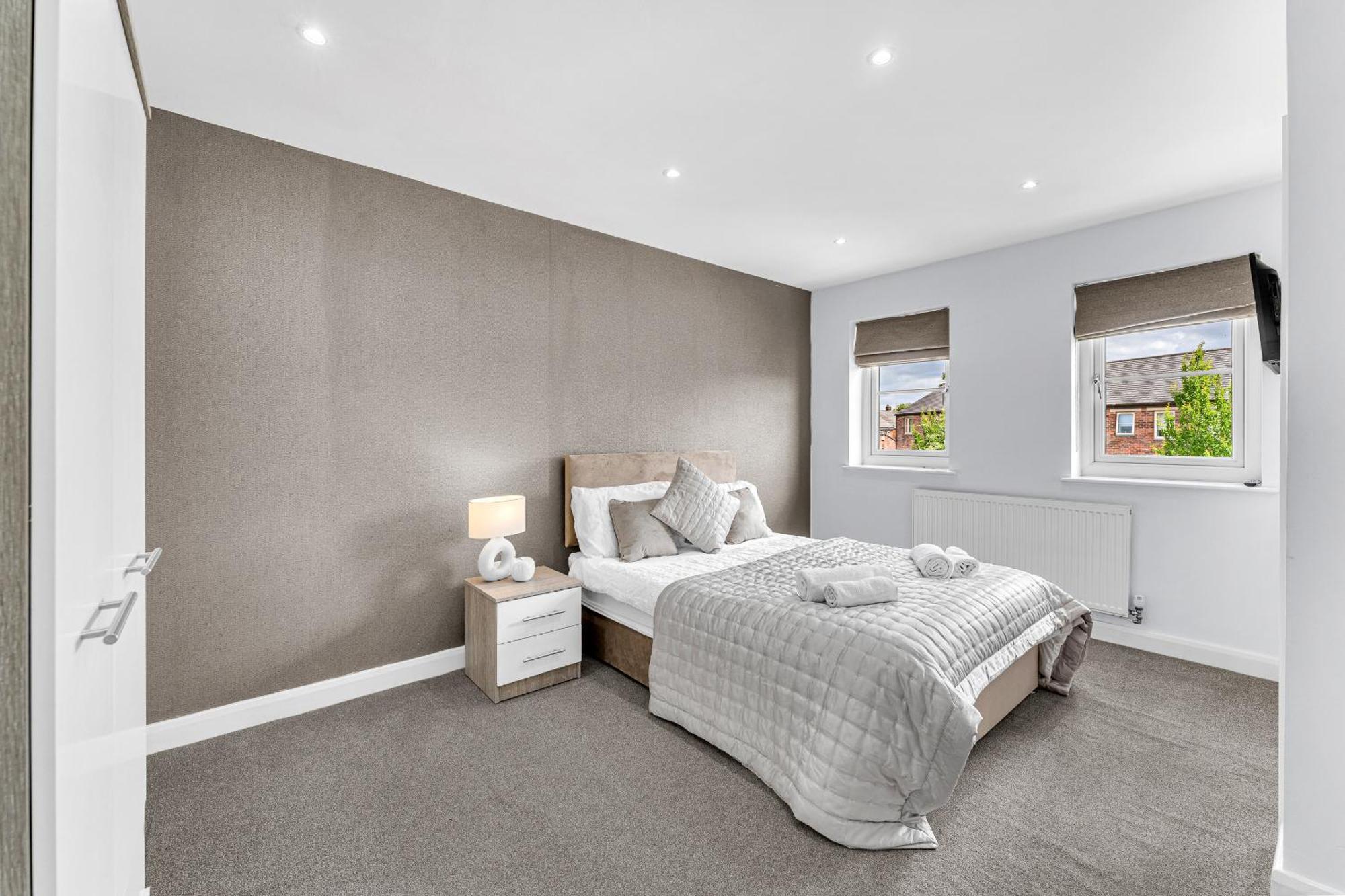 Brook Meadow House, 4 Bed House, Manchester Astley  Eksteriør billede
